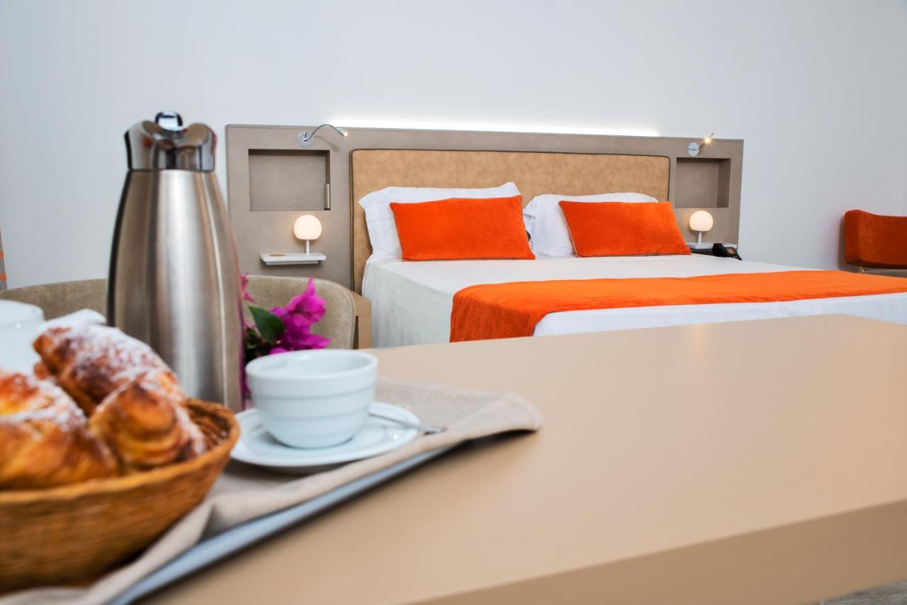 Hotel Italia Cagliari Bagian luar foto