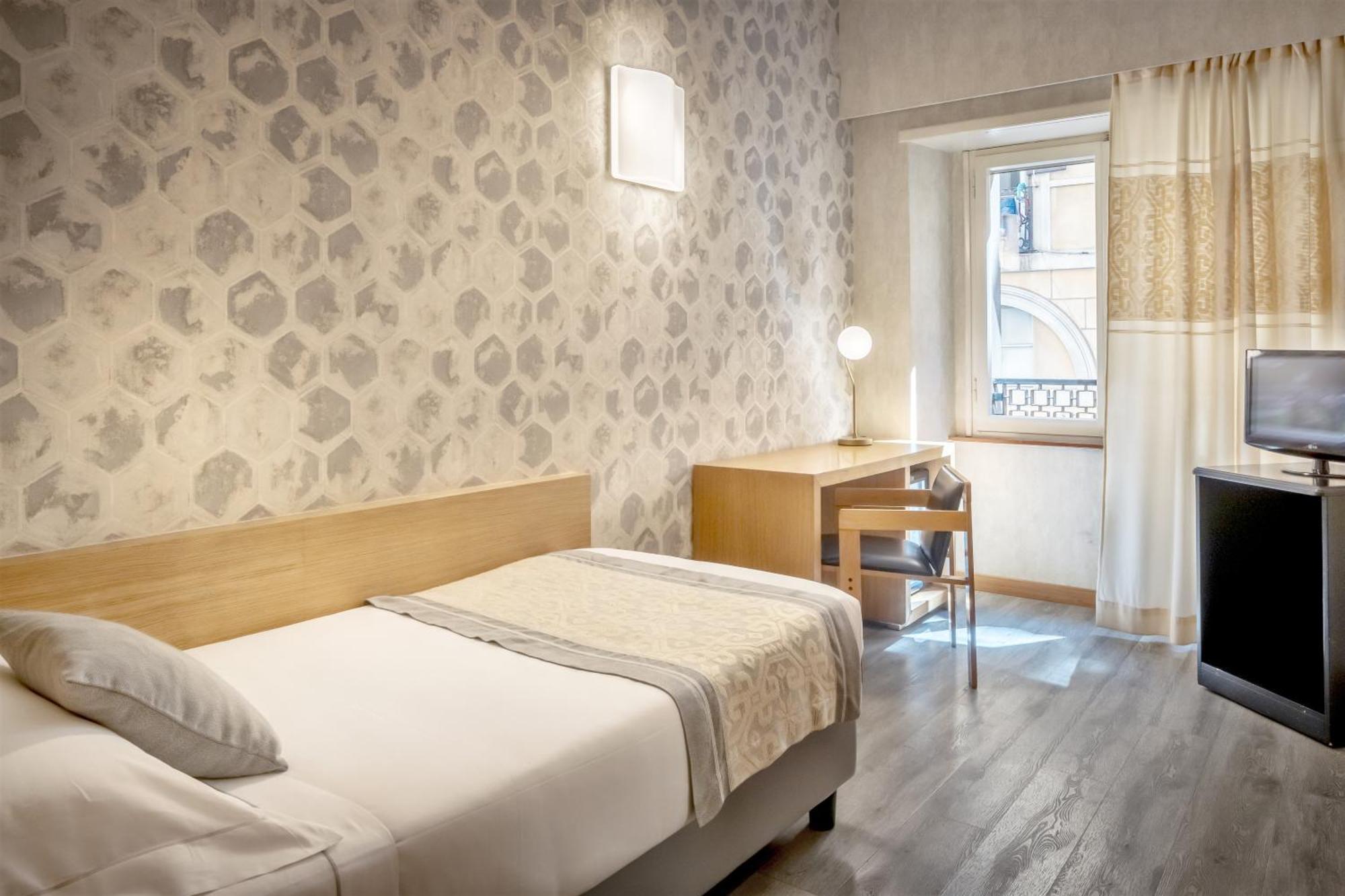 Hotel Italia Cagliari Bagian luar foto