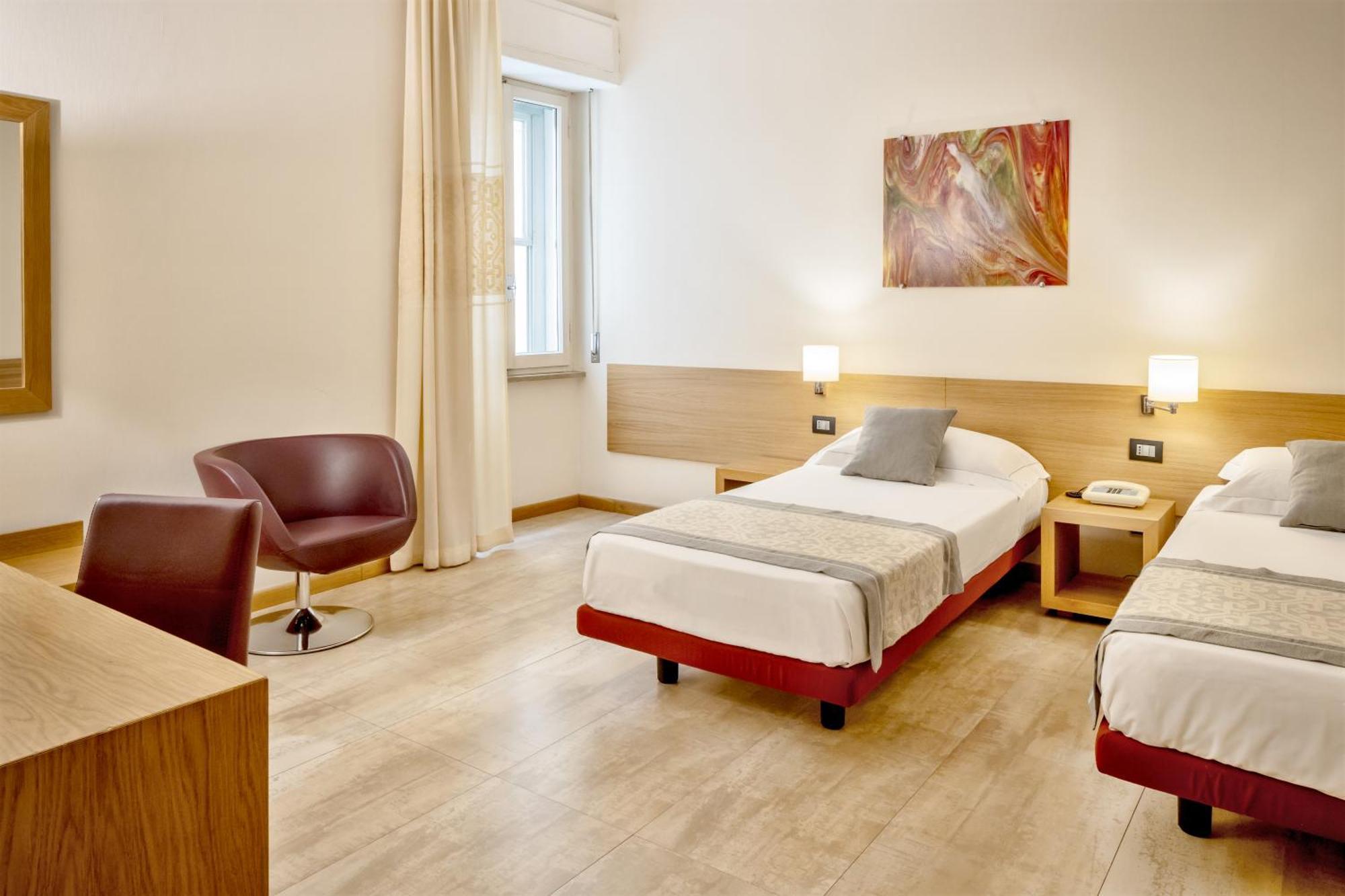 Hotel Italia Cagliari Bagian luar foto