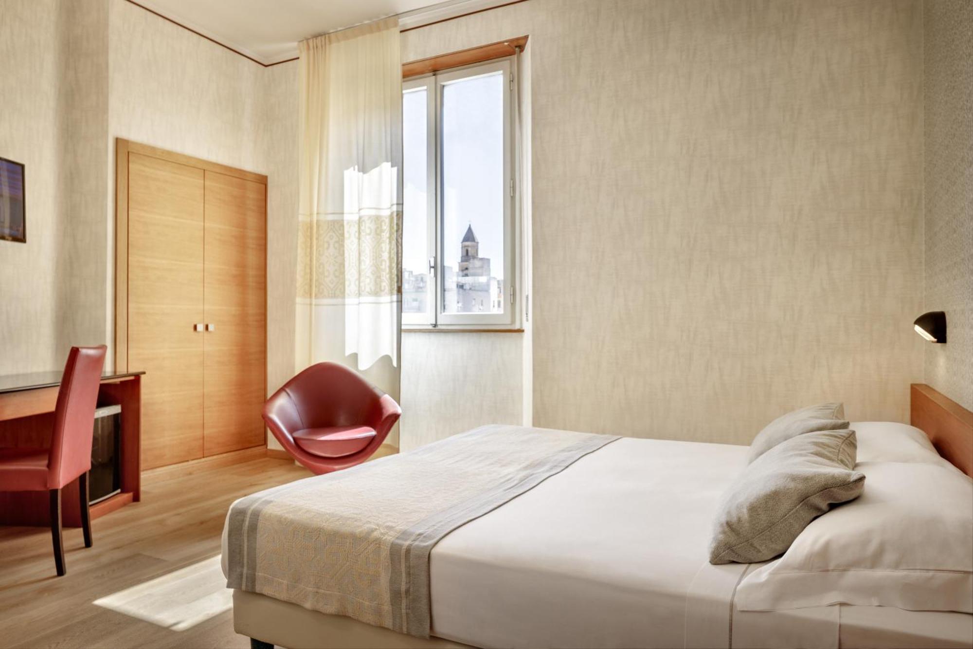 Hotel Italia Cagliari Bagian luar foto